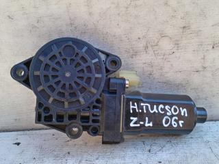 моторчик стеклоподъемника задний левый Hyundai Tucson 1 поколение 2006