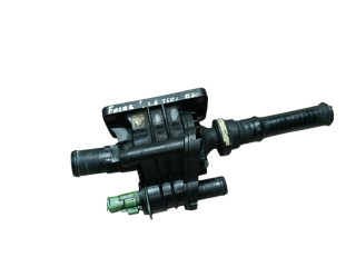 корпус термостата Ford Focus 2 поколение 2007, 1.6 л., дизель