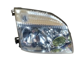 фара правая Nissan X-Trail T30 2001