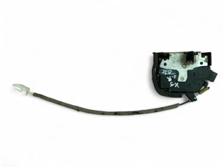 замок двери задней правой BMW X5 E53 2002