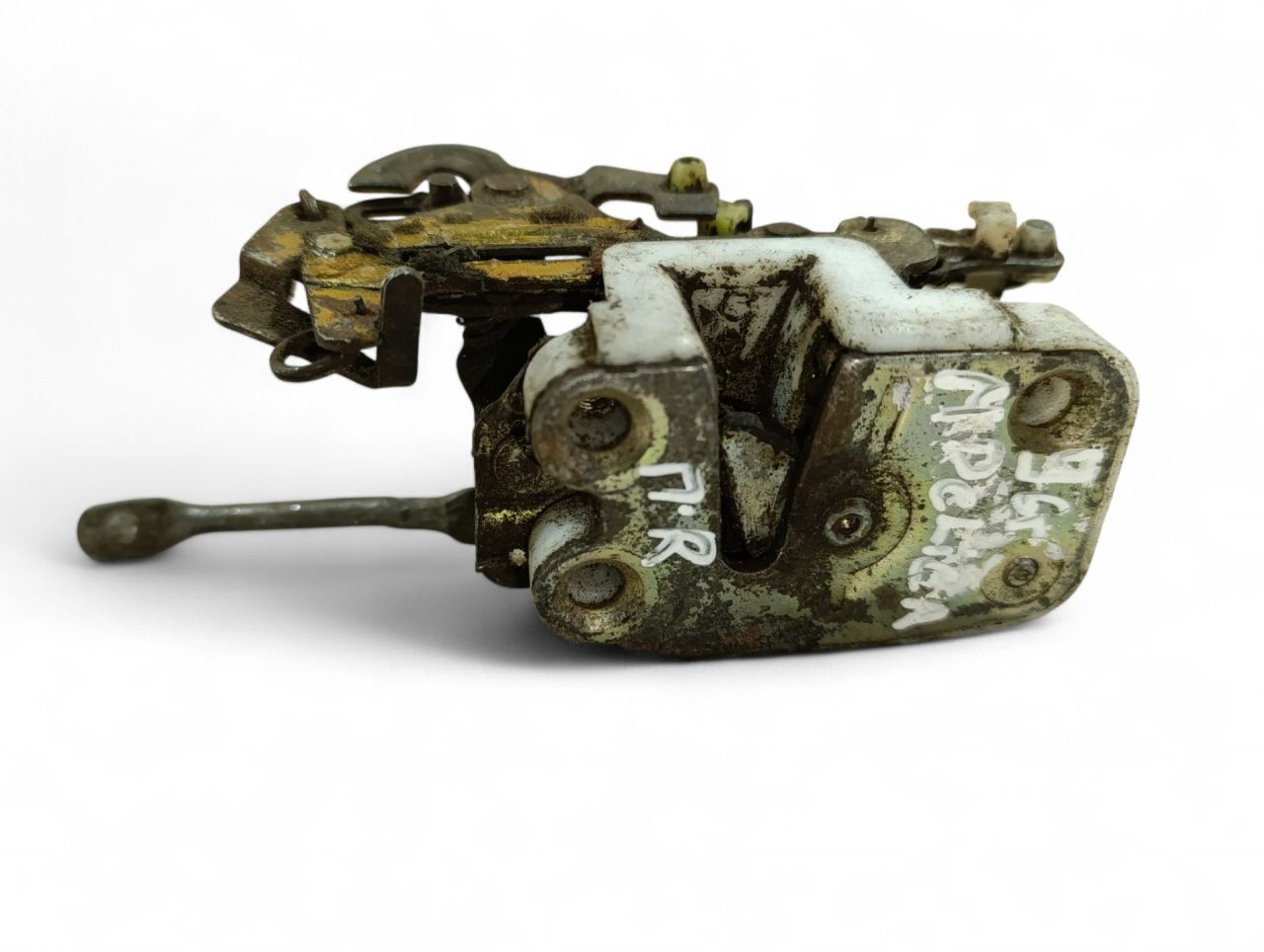 замок двери передней правой Mitsubishi Delica 4 поколение 1996 - фото №1