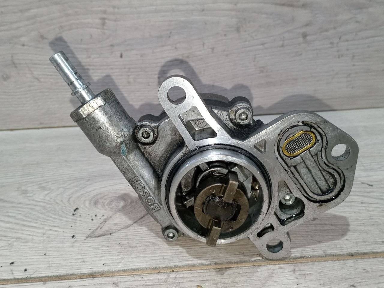 насос вакуумный Citroen Xsara Picasso 1 поколение 2003, 2.0 л., HDi, дизель - фото №1