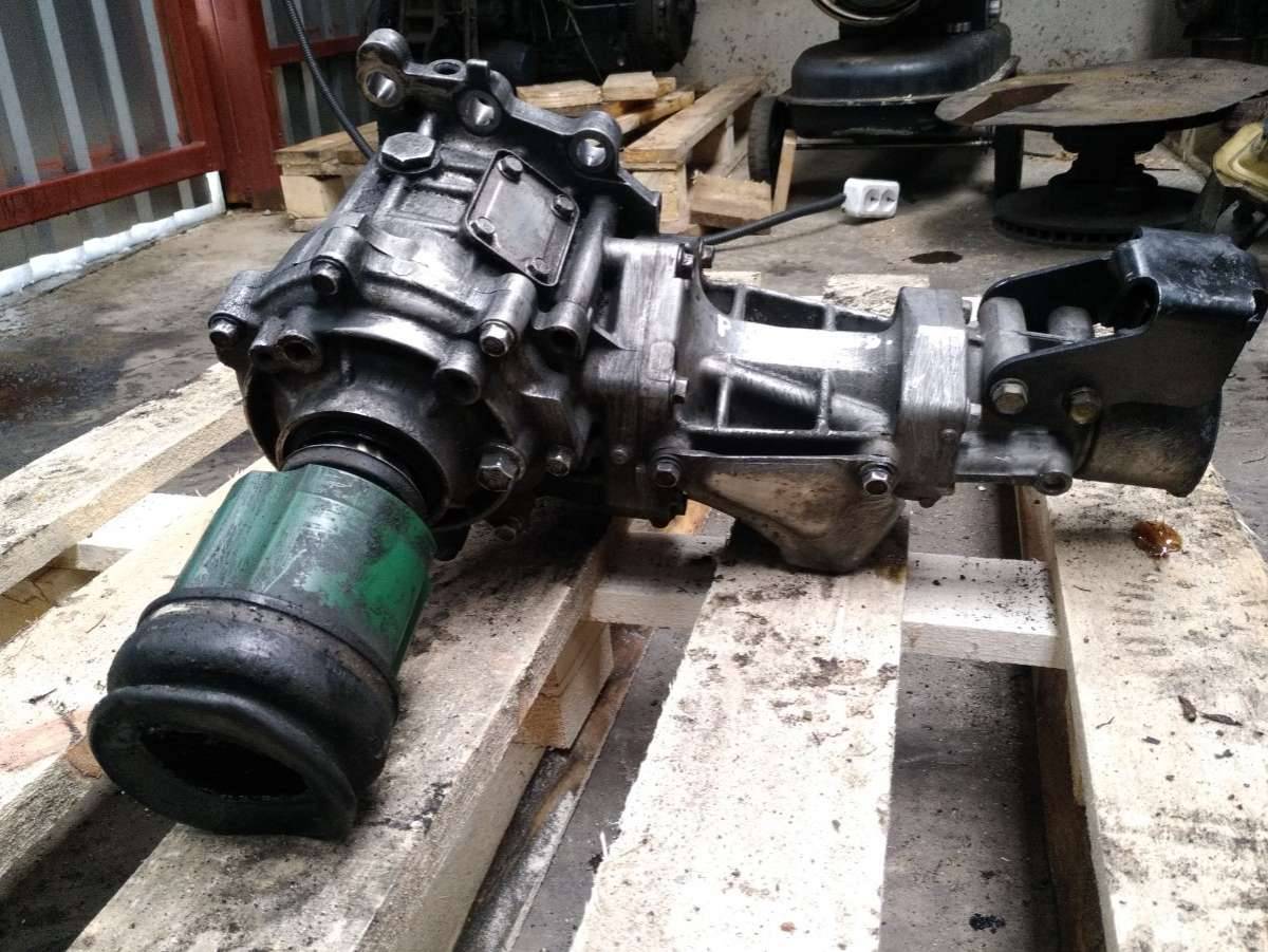 раздаточная коробка Peugeot 4007 1 поколение 2008, 2.2 л., HDi, дизель - фото №1