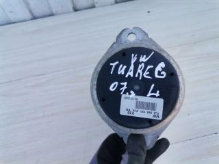 подушка крепления двигателя Volkswagen Touareg 1 поколение 2007, дизель