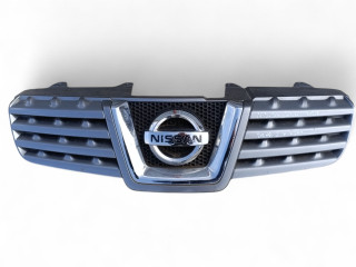 решетка радиатора Nissan Qashqai 1 поколение 2008