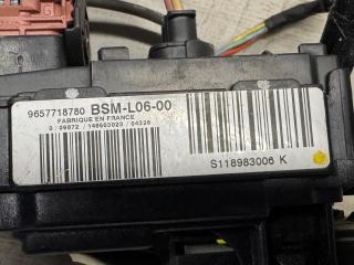 блок предохранителей Citroen C5 1 поколение 2004, 9657718780