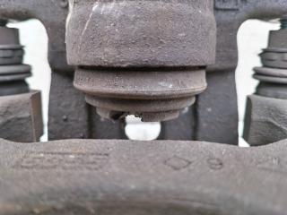 суппорт задний левый Renault Scenic 2 поколение 2005