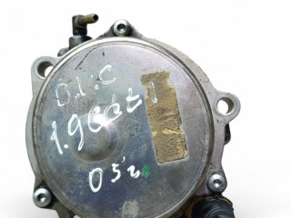 насос вакуумный Opel Vectra C 2005, 1.9 л., дизель