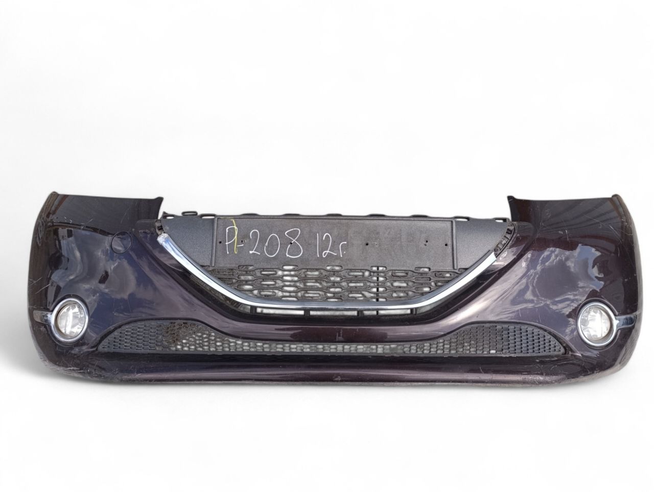 бампер передний Peugeot 208 1 поколение 2012 - фото №1