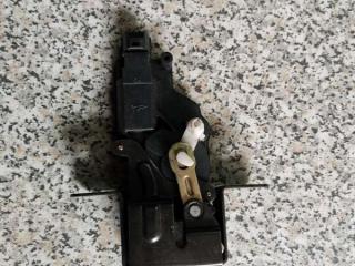 замок багажника Kia Sorento 1 поколение 2004, 2.5 л.