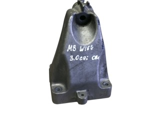 кронштейн двигателя Mercedes-Benz M-Класс W164 [рестайлинг] 2008, 3.0 л., дизель