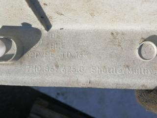 пластик Volkswagen Transporter T5 2007