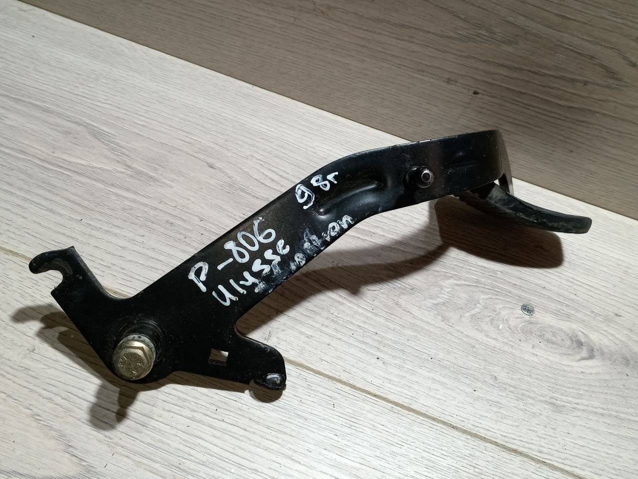 педаль сцепления Peugeot 806 1 поколение 1998 - фото №1