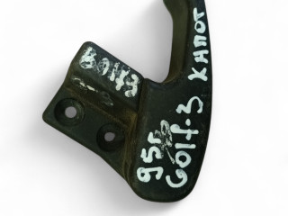 ручка открывания капота Volkswagen Golf 3 поколение 1995