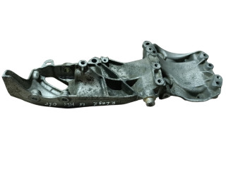 кронштейн генератора Renault Laguna 1 поколение [рестайлинг] 2001, 1.6 л., бензин