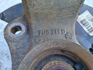 ступица передняя правая Volkswagen Transporter T5 2003