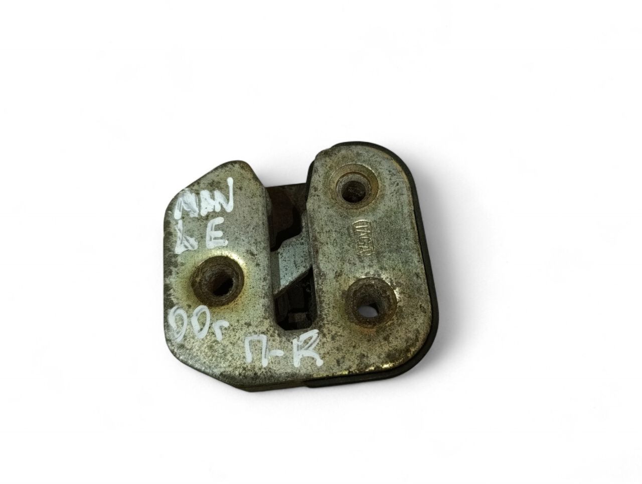 замок двери передней правой MAN LE 1 поколение 2000 - фото №1