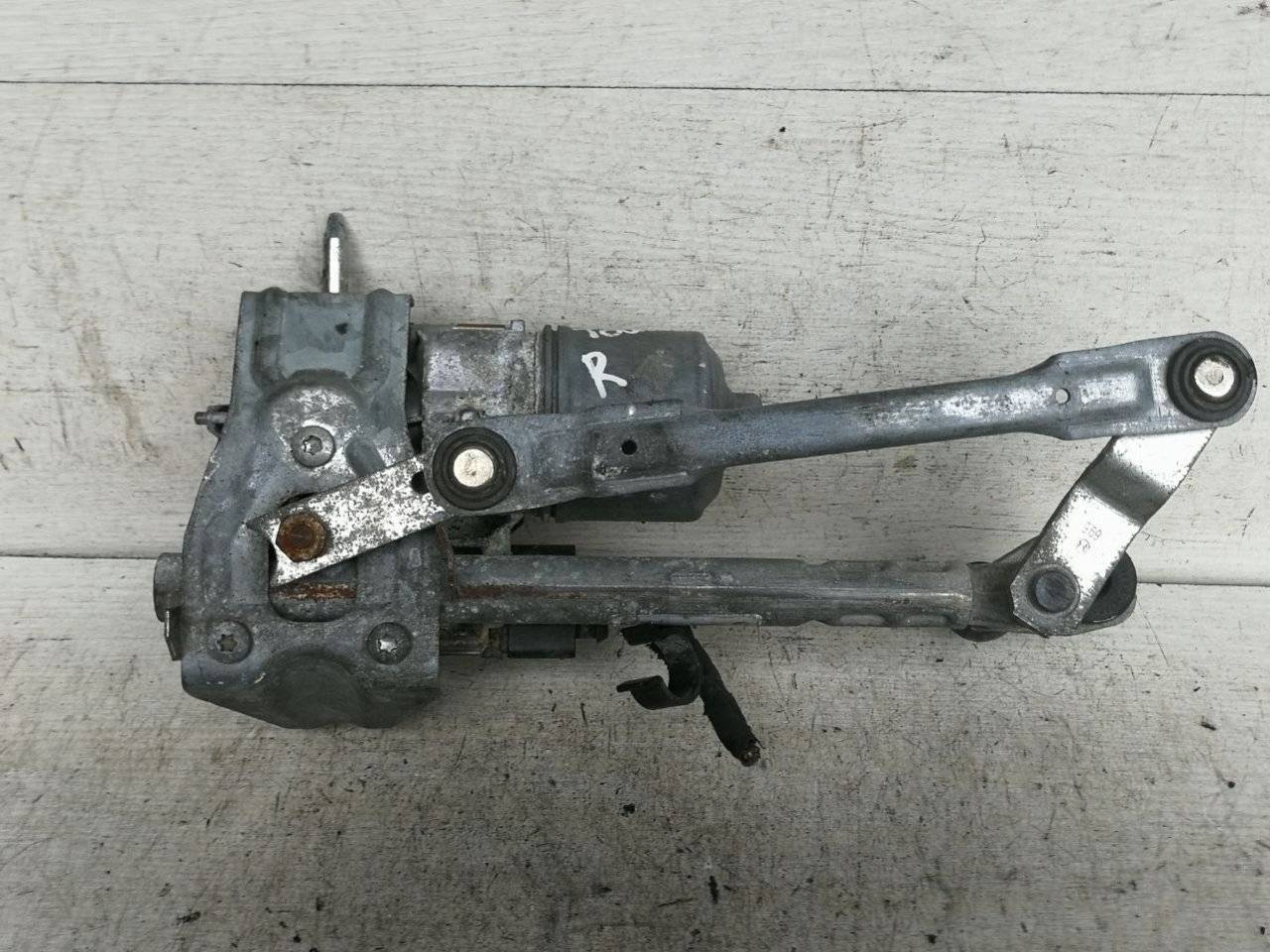 механизм стеклоочистителя (трапеция дворников) Volkswagen Touran 1 поколение 2004 - фото №1