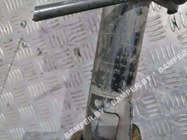 стойка передняя правая Renault Scenic 2 поколение 2005, 1.9 л., дизель - фото №1