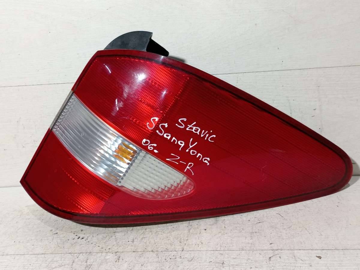 фонарь задний правый SsangYong Stavic 1 поколение 2013 - фото №1