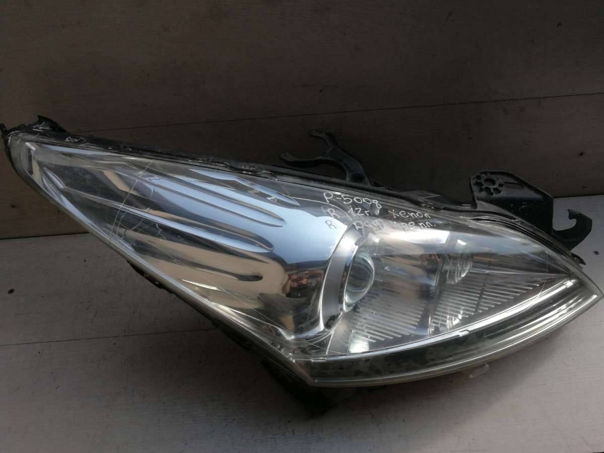 фара правая Peugeot 5008 1 поколение 2012 - фото №1