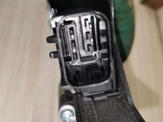 моторчик стеклоподъемника передний правый Jeep Grand Cherokee 4 поколение [2-й рестайлинг] 2019, 3.0 л., TDi, дизель, хетчбэк 5 дв.