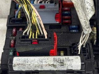 блок предохранителей Citroen C5 1 поколение 2003