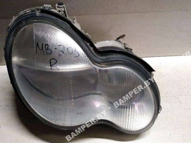 фара правая Mercedes-Benz C-Класс W203/S203/CL203 2002 - фото №1