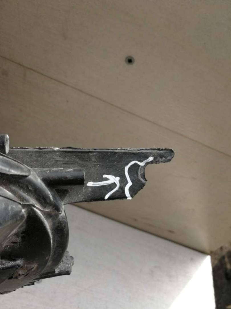 фара левая Renault Clio 4 поколение 2014 - фото №1