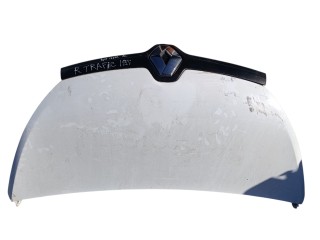 капот Renault Trafic 3 поколение 2019