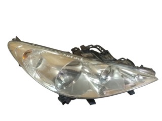 фара правая Peugeot 207 1 поколение 2008
