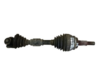 полуось передняя левая (приводной вал, ШРУС) Toyota Avensis Verso 1 поколение 2003
