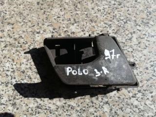 ручка внутренняя задняя правая Volkswagen Polo 3 поколение 1997, 1.4 л., i, бензин, хетчбэк 5 дв.