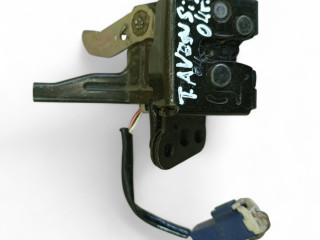 замок багажника Toyota Avensis 2 поколение (T250) 2004