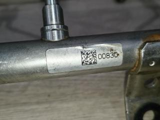 топливная рампа BMW X5 F15 2014, 3.0 л., бензин