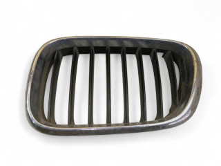 решетка радиатора BMW X5 E53 2002