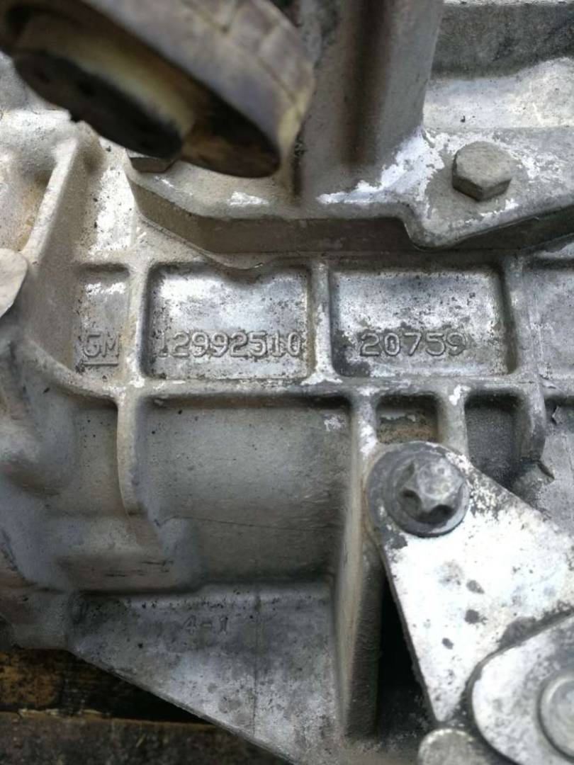 КПП механическая (МКПП) Suzuki Swift 3 поколение 2005, 1.3 л., CDTi, дизель, F17W355 - фото №1