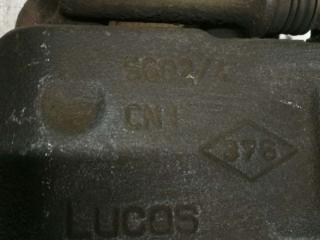 суппорт передний правый Renault Scenic 2 поколение 2004