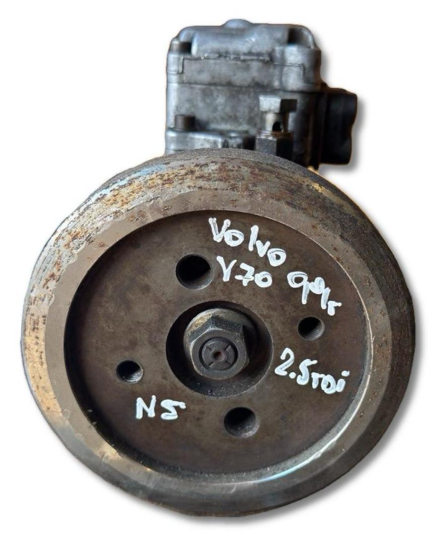 ТНВД Volvo V70 1 поколение 1999, 2.5 л., дизель, 0460415990 - фото №1