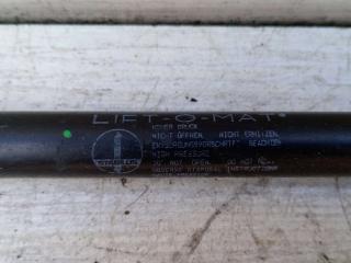 амортизатор крышки багажника (3-5 двери) Peugeot 605 1 поколение 1994