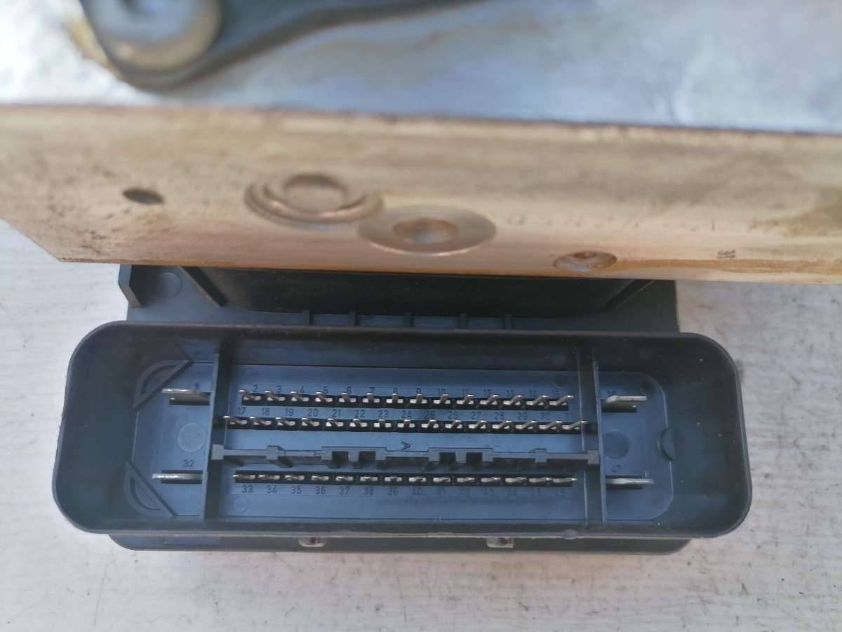 блок ABS Mercedes-Benz CLK-Класс C209/A209 2003 - фото №1