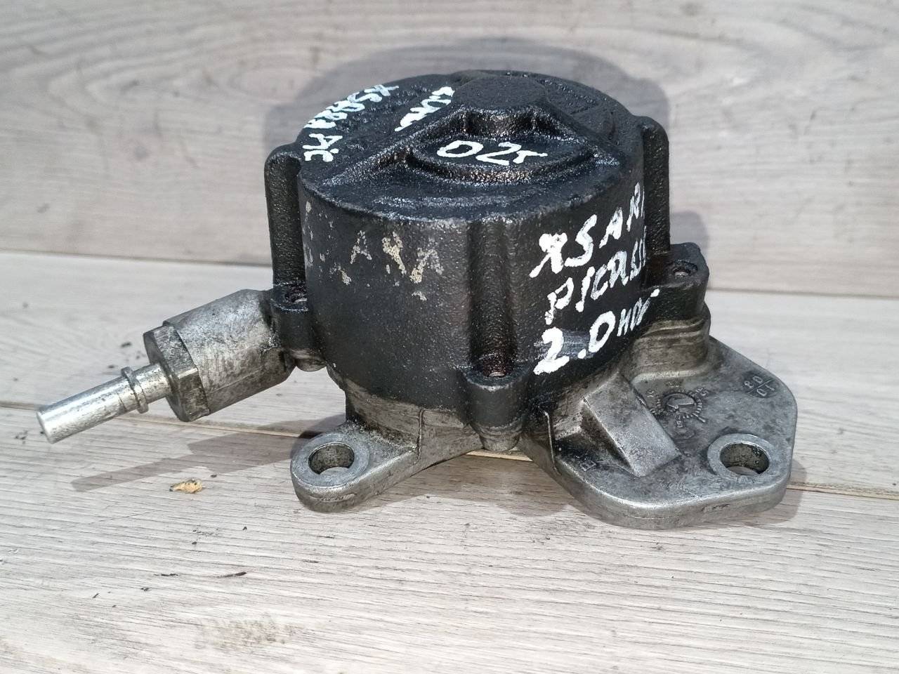 насос вакуумный Citroen Xsara Picasso 1 поколение 2002, 2.0 л., HDi, дизель - фото №1