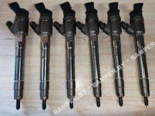 форсунка Jeep Grand Cherokee 4 поколение [2-й рестайлинг] 2018, 3.0 л., дизель, 0445110523