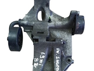 кронштейн генератора Volkswagen Sharan 1 поколение 1998, 1.9 л., дизель