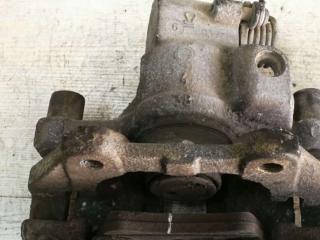 суппорт задний левый Renault Laguna 2 поколение 2002