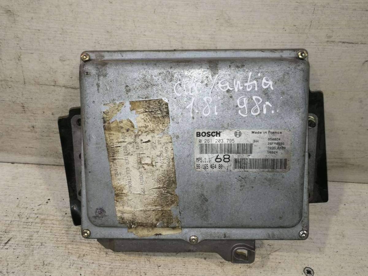 блок управления двигателем Citroen Xantia 1 поколение 1998, 1.8 л., i, бензин, 0261203795 - фото №1