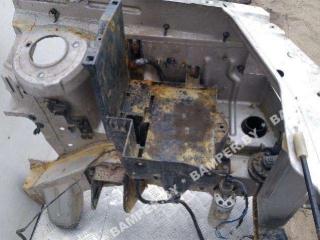 передняя панель крепления облицовки (телевизор) Land Rover Freelander 1 поколение 1999