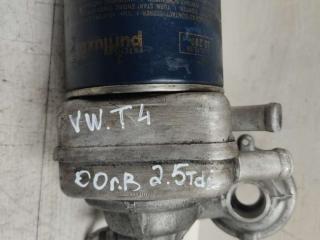 корпус масляного фильтра Volkswagen Transporter T4 2000, 2.5 л., дизель