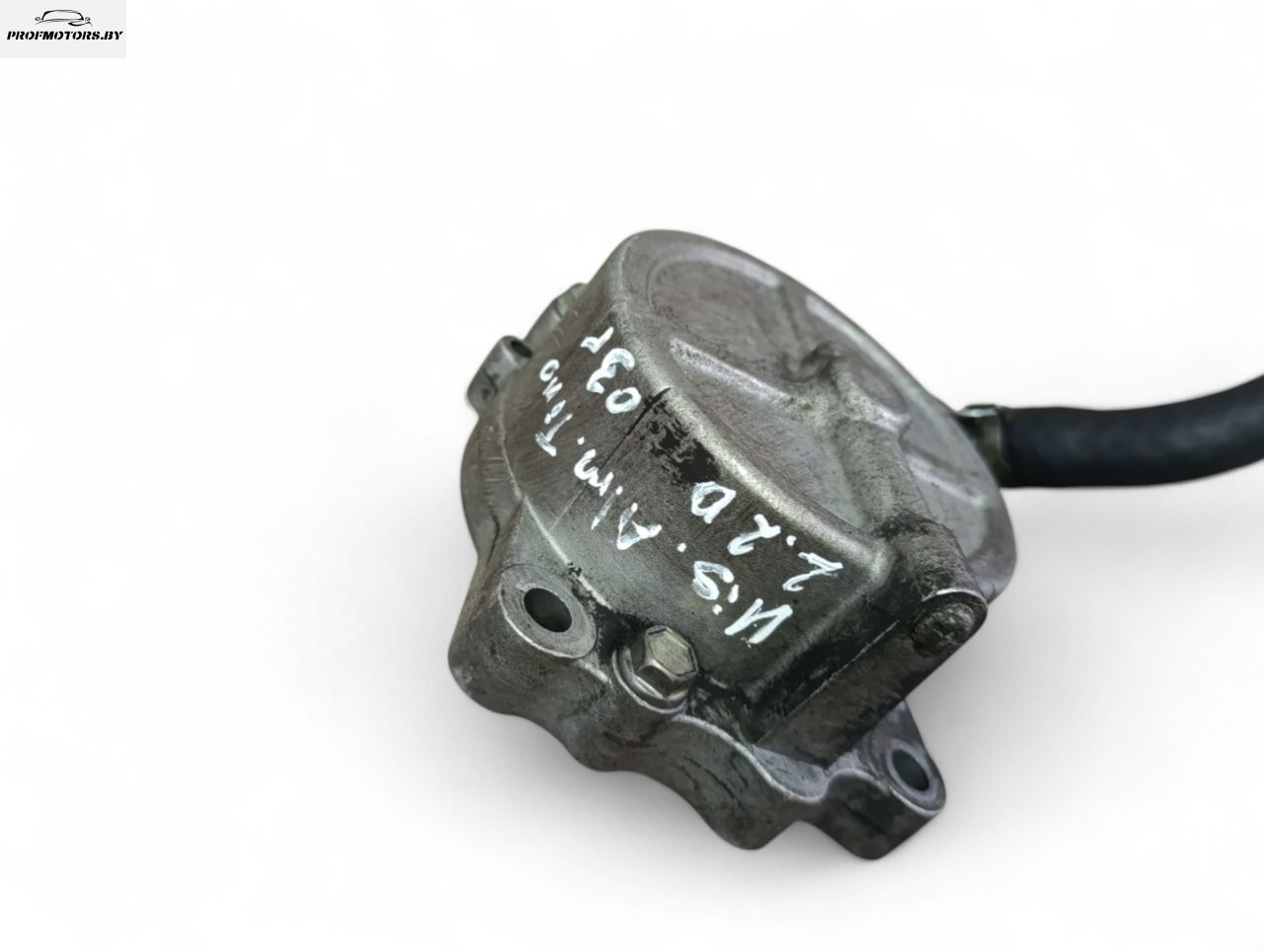 насос вакуумный Nissan Almera Tino V10 2003, 2.2 л., дизель - фото №1