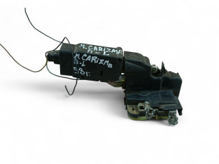 замок двери передней левой Mitsubishi Carisma 1 поколение 1998